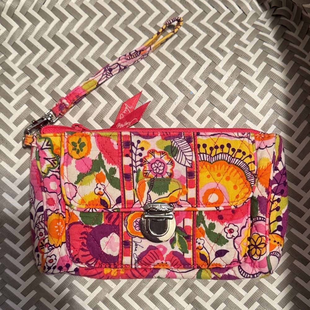 VTG Vera Bradley Pink and Orange Floral Wristlet